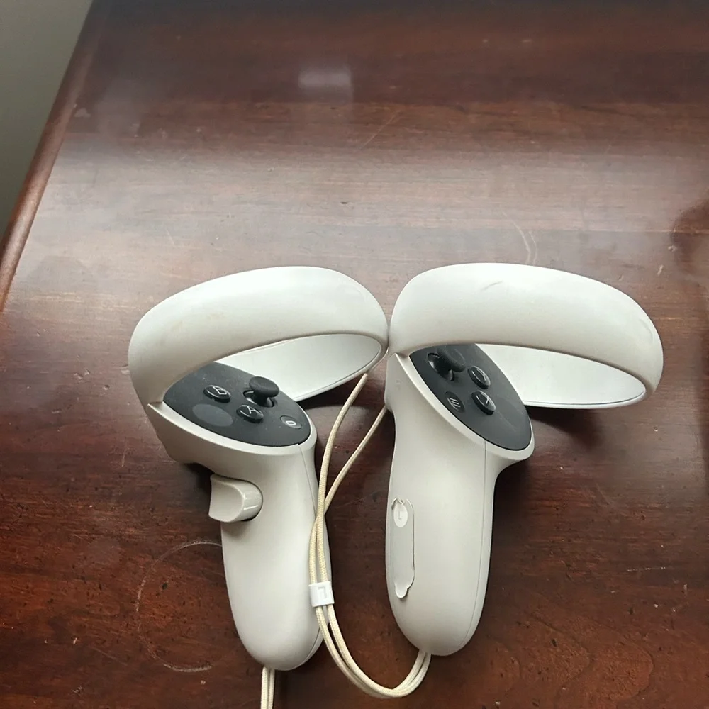 oculus quest 2, good condition
